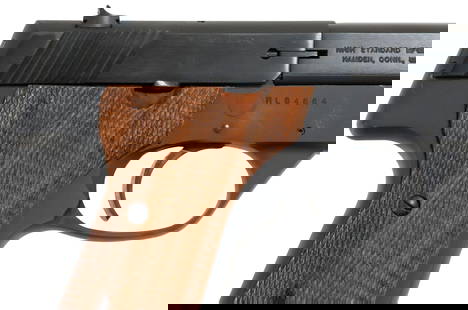 HIGH STANDARD SPORT KING-M .22LR, TWO BARRELS: High Standard Sport King-M pistol, ..22LR caliber, 6.75" barrel, with a changeable 4.5" barrel, blade front sight, fixed rear sight, left rear thumb safety, brown checkered wood grips,