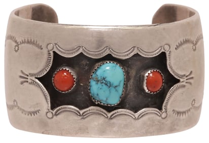 NATIVE AMERICAN SILVER TURQUOISE & CORAL SHADOWBOX CUFF