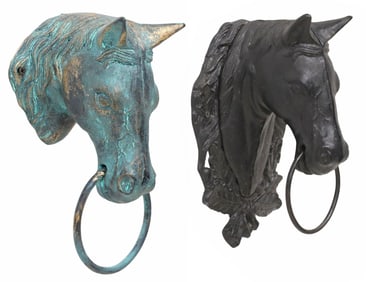 (2) LARGE DECORATIVE CAST IRON HORSE HEAD DOOR KNOCKERS/WALL MOUNTS