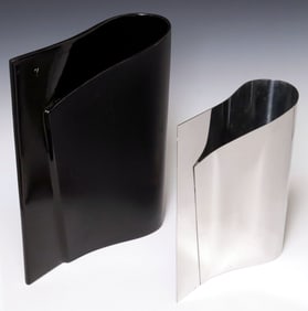 (2) CONTEMPORARY STUDIO FUKSAS FOR ALESSI SCULPTURAL 'E-LI-LI' VASES