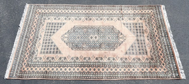 HAND-TIED PAKISTANI BOKHARA RUG, 8'8" X 5'