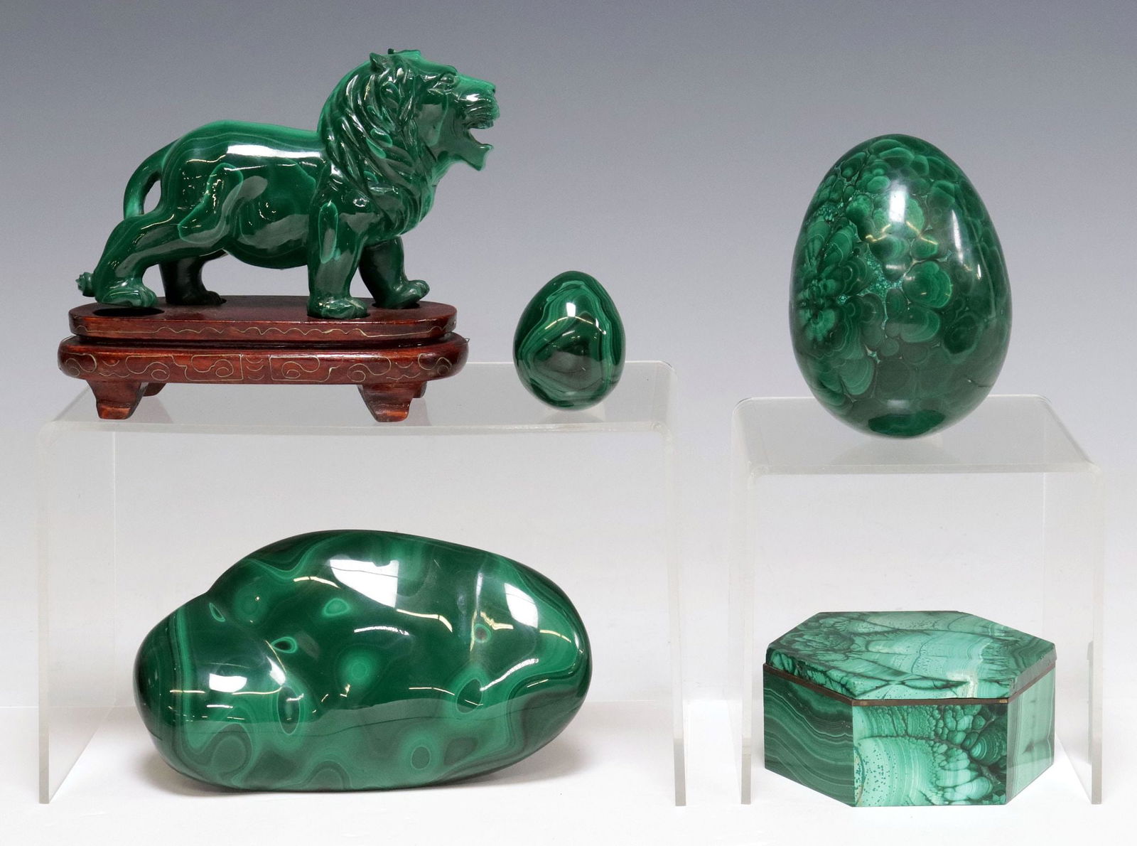 (5) CARVED & POLISHED MALACHITE EGGS, LION SCULPTURE, & TABLE BOX (1 of 4)
