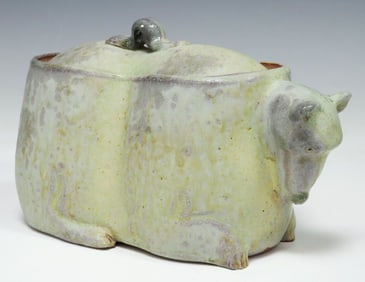 ALISON PALMER STUDIO POTTERY ANIMAL-FORM COVERED VESSEL