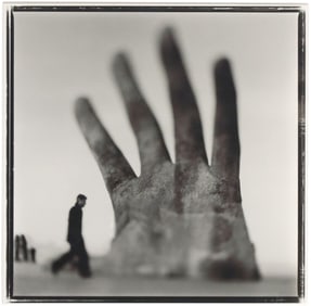 KEITH CARTER (B.1948) GELATIN SILVER PRINT 'GIANT' 1997