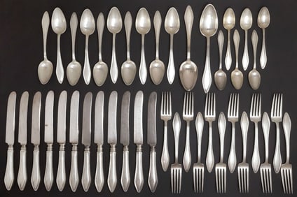 (42) TOWLE 'MARY CHILTON' STERLING SILVER FLATWARE SERVICE