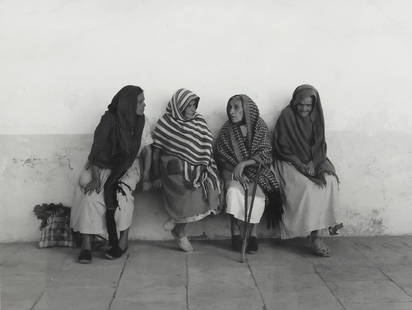 MARIANA YAMPOLSKY (1925-2002) GELATIN SILVER PRINT 'ESPERANDO AL PADRE': Framed gelatin silver print on paper, "Esperando al padre" (Waiting for the priest), signed in pencil verso Mariana Yampolsky (Mexican-American, 1925-2002), titled and dated 1987, image: app