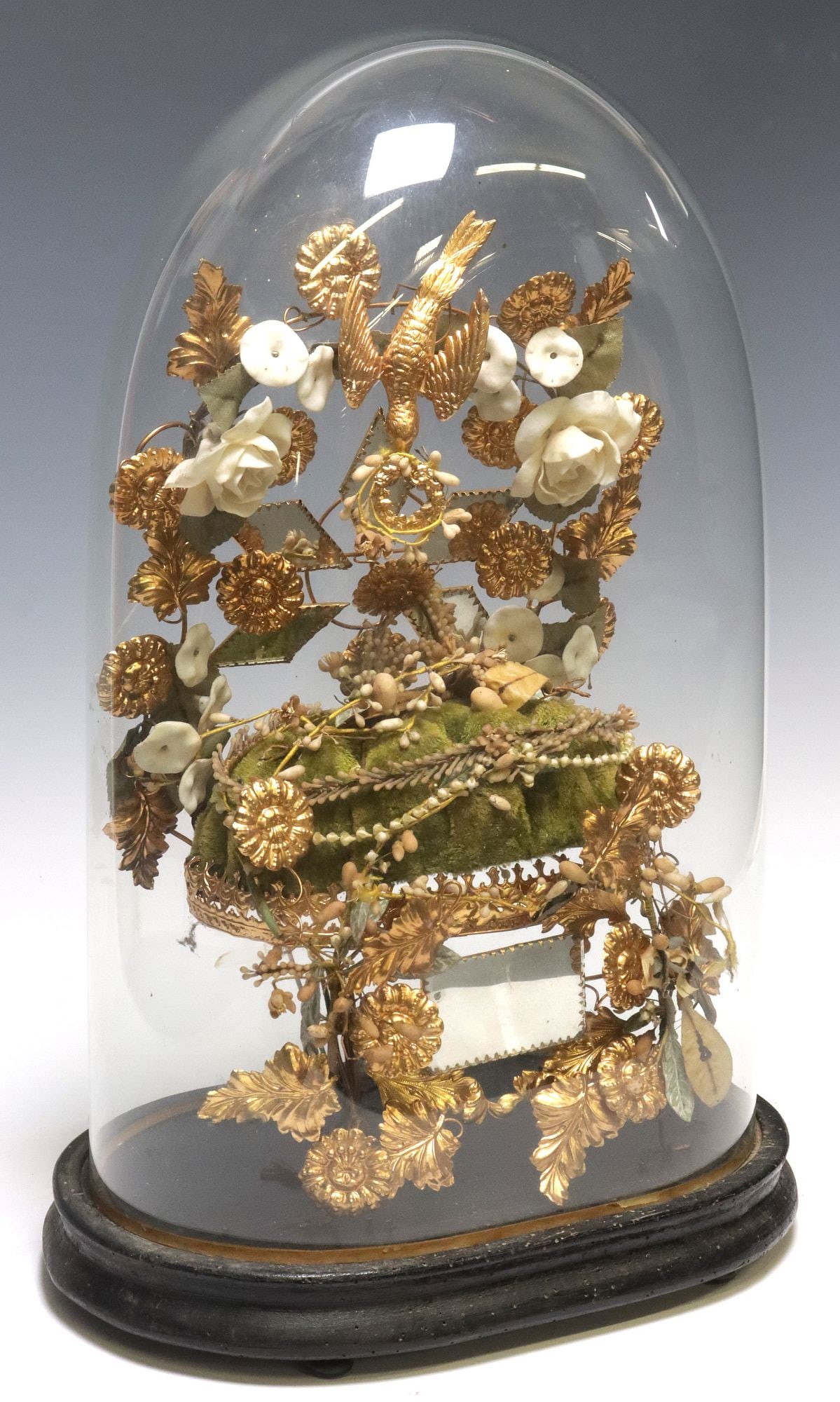 FRENCH GLOBE DE MARIEE / BRIDE'S GLOBE IN GLASS CLOCHE (1 of 4)