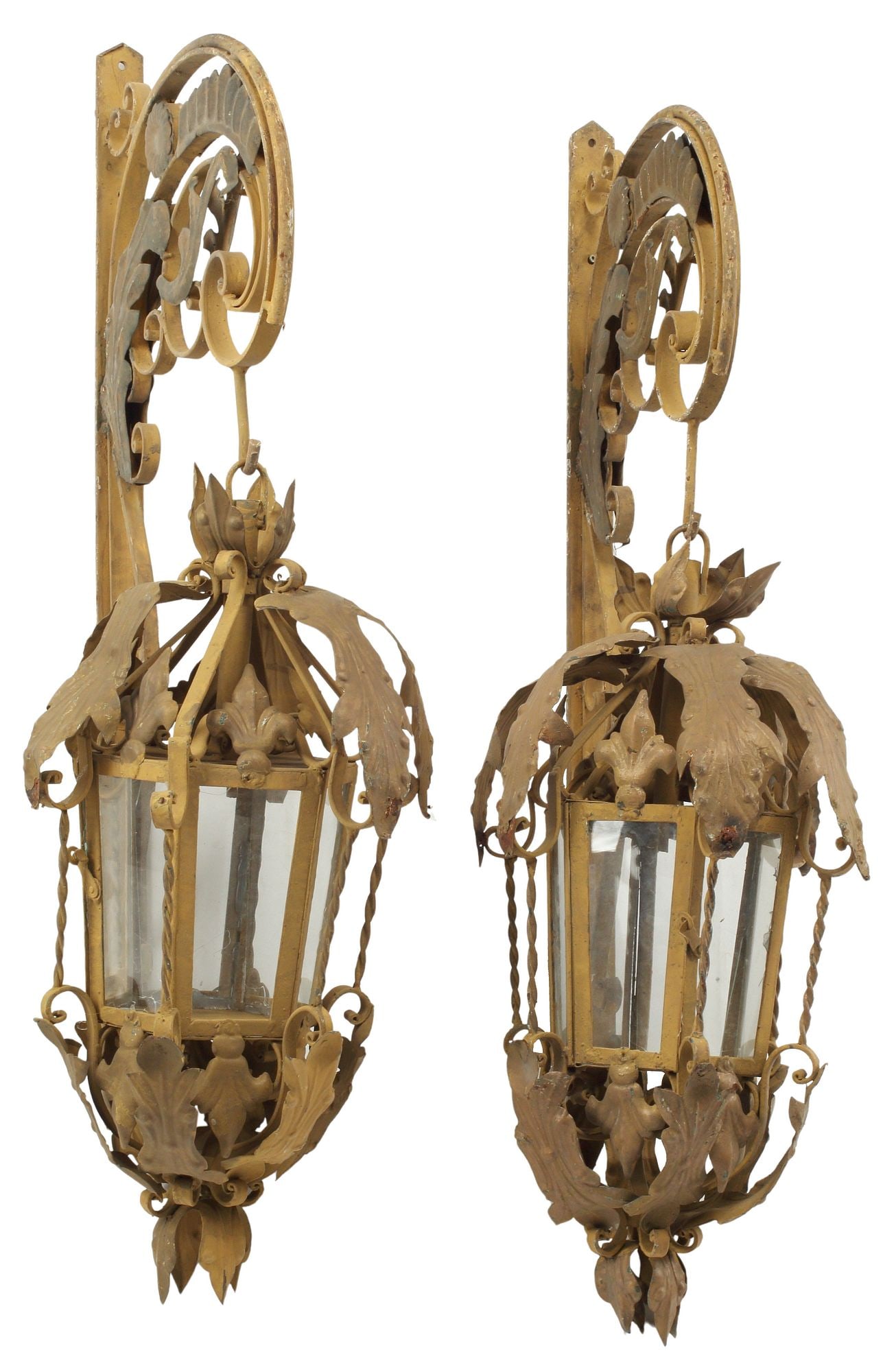 (2) LARGE TOLE-PEINTE IRON LANTERNS ON BRACKETS (1 of 6)