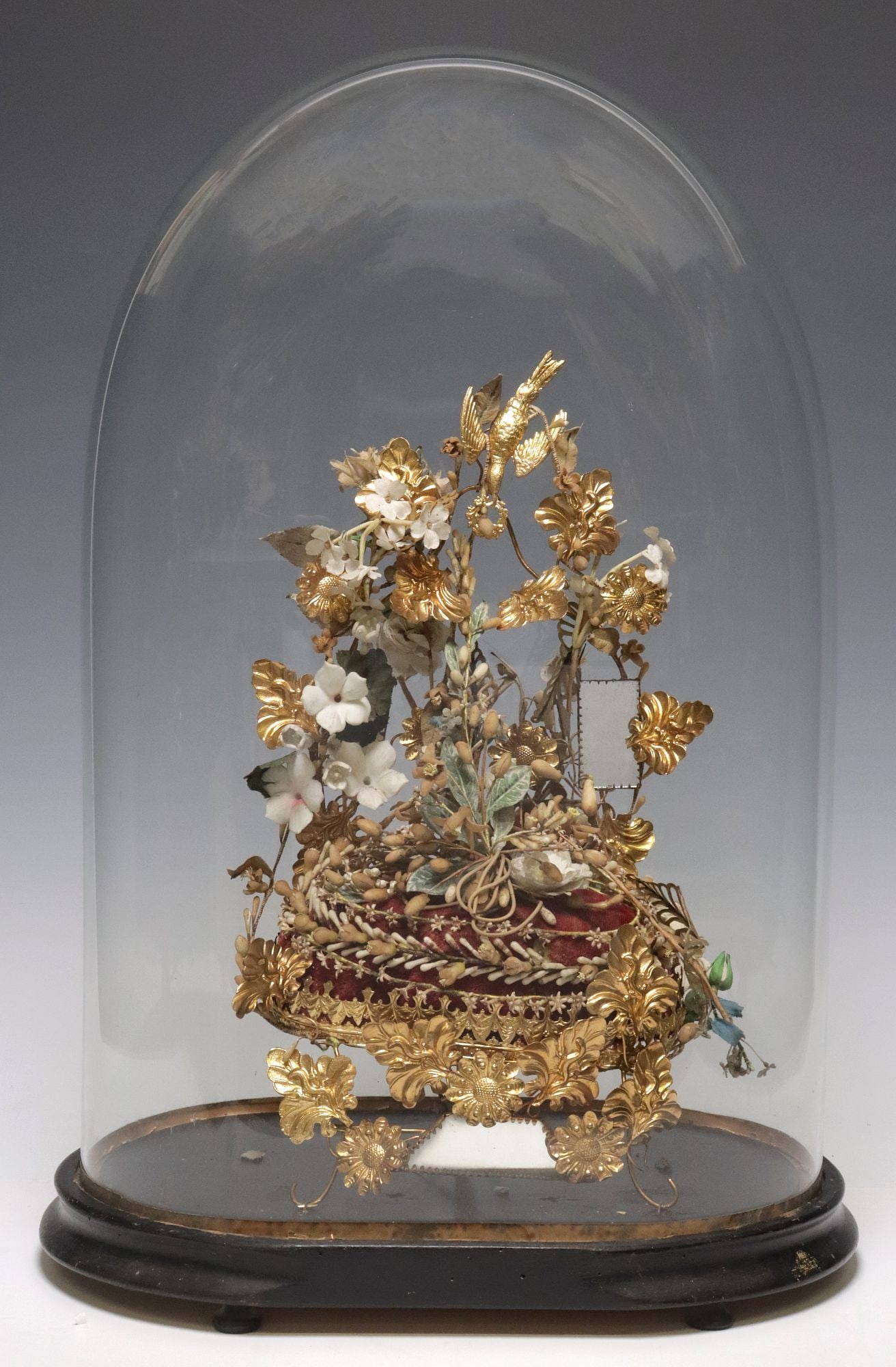 FRENCH GLOBE DE MARIEE / BRIDE'S GLOBE IN GLASS CLOCHE (1 of 4)