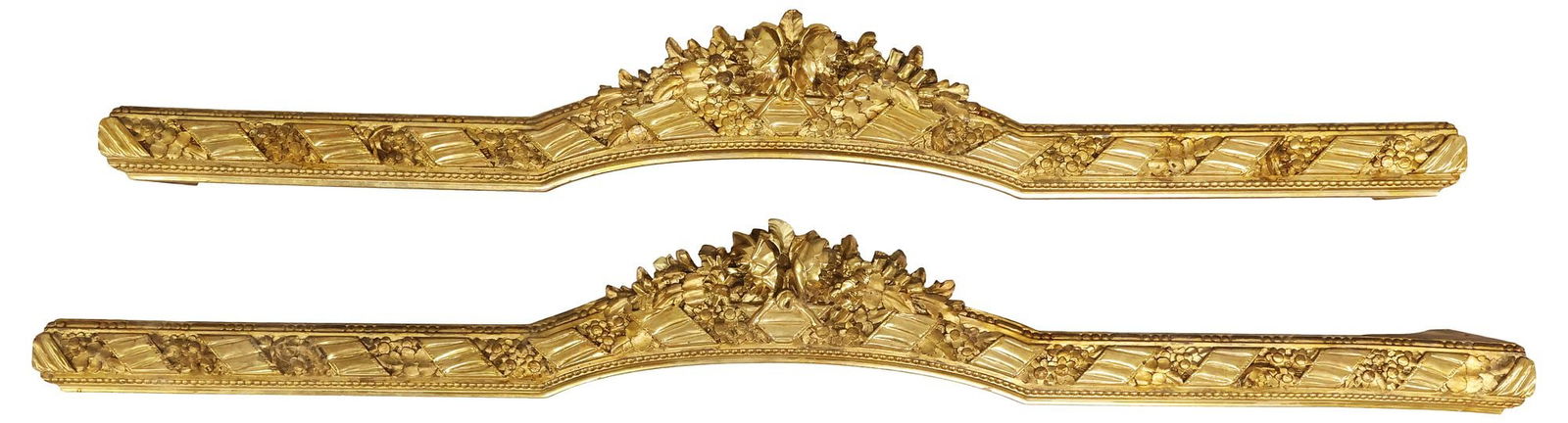 (2) ITALIAN GILTWOOD WINDOW PELMETS / VALENCES (1 of 4)