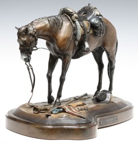 JACK WALKER (TEXAS, 20TH C.) WESTERN BRONZE HORSE SCULPTURE, 'AMBUSHED'