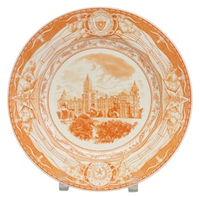 WEDGWOOD UNIVERSITY OF TEXAS OLD MAIN BUILDING COMMEMORATIVE PLATE