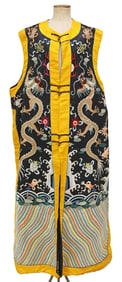 CHINESE EMBROIDERED SILK DRAGON SLEEVELESS COAT OR VEST