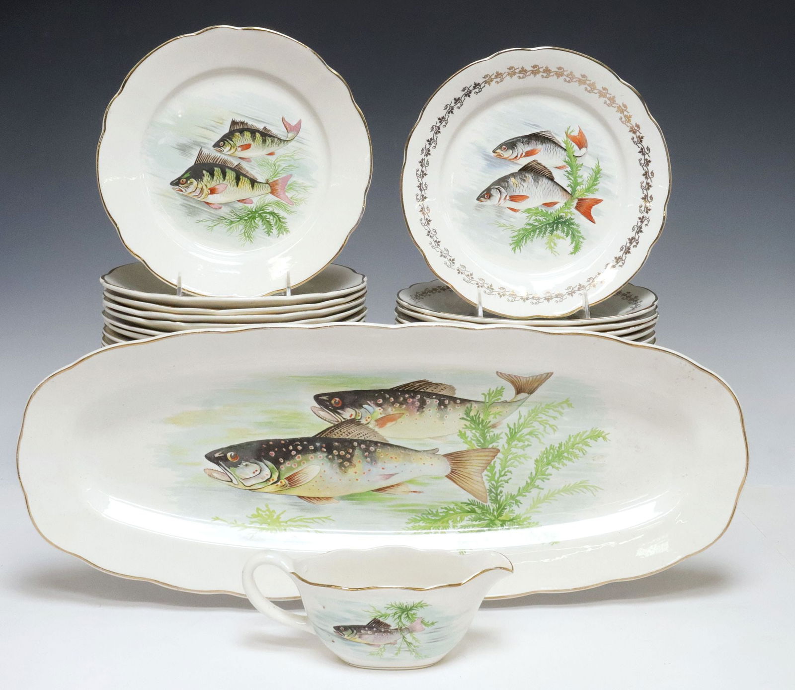 (23) FRENCH DIGOIN & SARREGUEMINES ASSEMBLED FISH SERVICE (1 of 7)