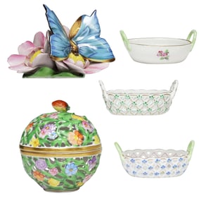 (5) HEREND HAND-PAINTED PORCELAIN GIFTWARE & PLACARD/ PLACE CARD HOLDER