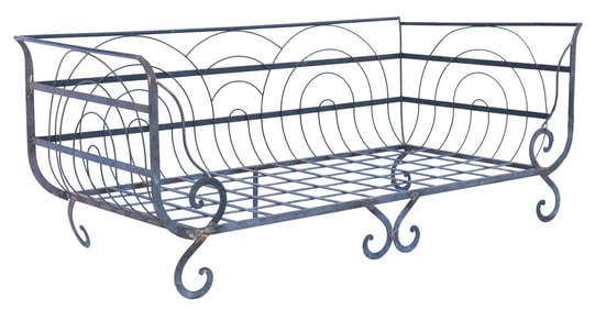 LARGE SCROLLED IRON PATIO SOFA/ DAYBED