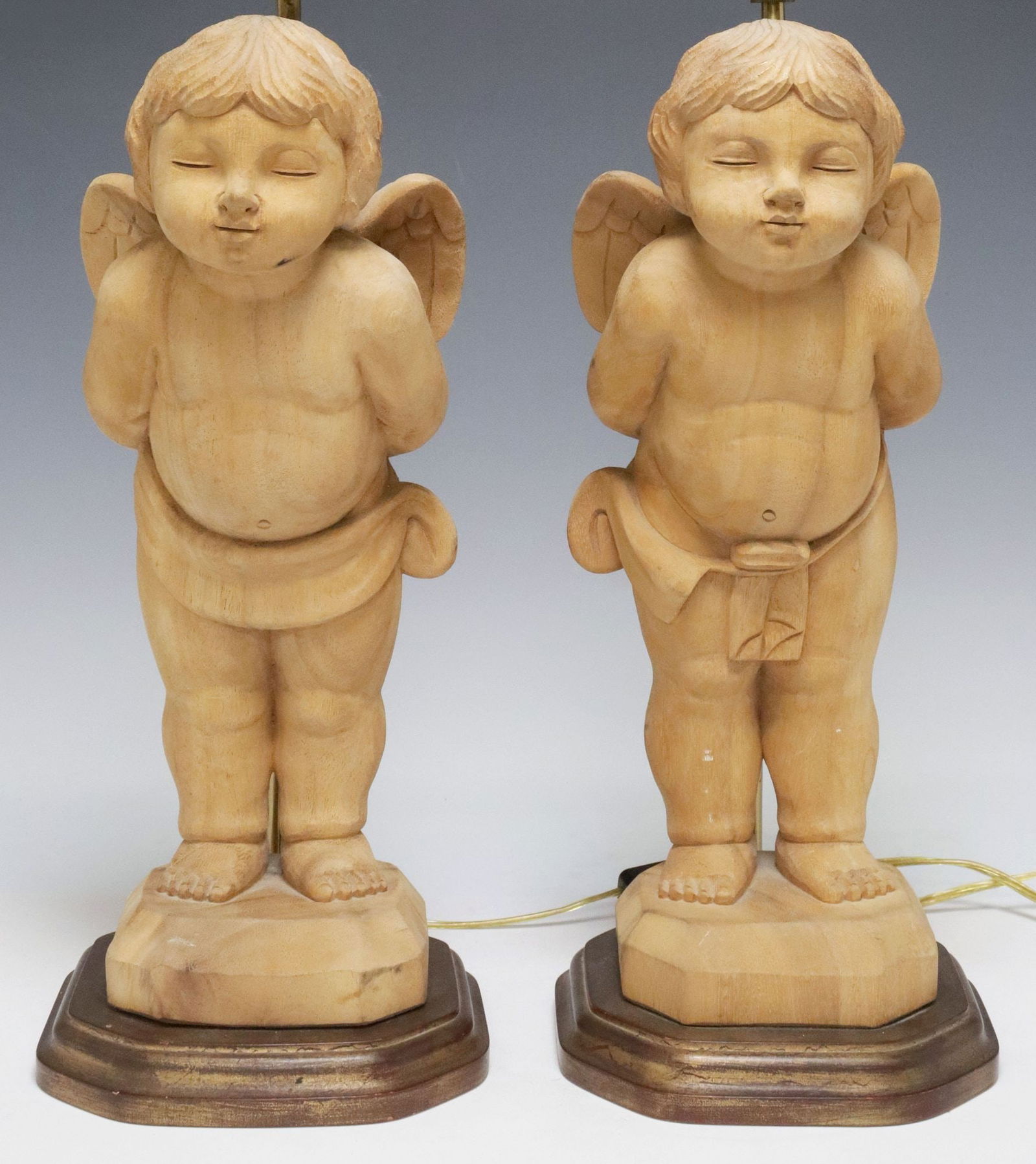 (2) CLASSICAL STYLE CARVED WOOD FIGURAL CHERUB 1-LT TABLE LAMPS (1 of 6)