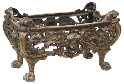 AMERICAN VICTORIAN CAST IRON FIRE BASKET