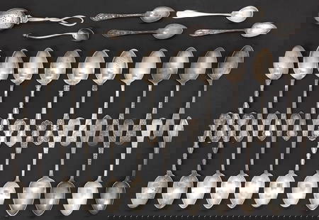 (29) STERLING SILVER TEASPOONS, 18.93 OZT: (lot of 29) Sterling and other silver flatware, the majority teaspoons, (one) silver tea infuser spoon, various makers including Wm. B. Durgin, Gorham, Towle, R. Wallace & Sons, Frank M. Whiting,