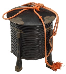 JAPANESE MEIJI PERIOD BLACK LACQUER HOKKAI BOX & COVER