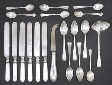 (20) COLLECTION OF STERLING SILVER FLATWARE, 5.69 OZT