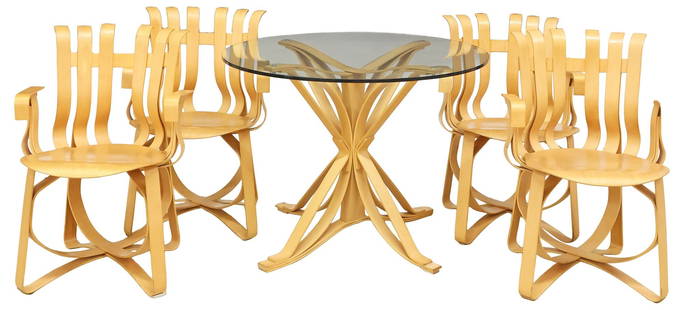 (5) FRANK GEHRY KNOLL STUDIO 'HAT TRICK' MAPLE DINING TABLE & CHAIRS: (lot of 5) Modernist "Hat Trick" maple dining suite, Frank Gehry (Canadian-American, b.1929) for Knoll Studio, all signed at base, including: (4) dining chairs, having slatted bentwood back and sculpt