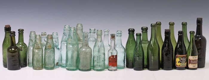 (28) COLLECTION OF GLASS BOTTLES MANY PICTORIAL & CODD NECK