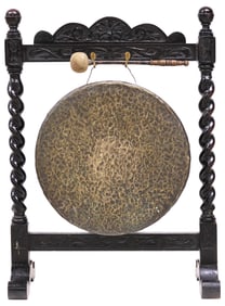 LARGE LATE VICTORIAN BARLEY TWIST OAK & BRASS FLOOR DINNER GONG