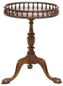 GEORGIAN STYLE MAHOGANY TRIPOD TABLE