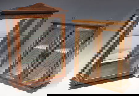 (2) ITALIAN WALL-MOUNTED OR TABLETOP DISPLAY CABINETS: (lot of 2) Italian wall-mounted or tabletop display cabinets, 20th c., including: (1) paint-decorated case, two doors with beveled glass panes, single fixed-height shelf, approx 17"h, 15.25"