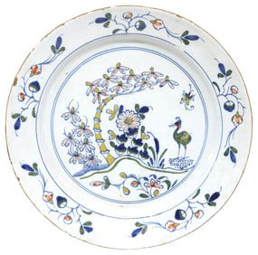 ENGLISH DELFT CHINOISERIE POLYCHROME CHARGER, 18TH C.