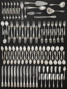 (104) WALLACE 'GRANDE BAROQUE' STERLING SILVER FLATWARE SERVICE: (lot of 104) American sterling silver part flatware service, Wallace Silversmiths, in the &quot;Grande Baroque&quot; pattern, including: (13) hollow handle knives, (twelve) monogrammed S, 9.75&quot;l,