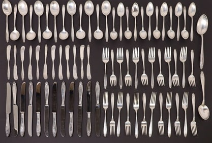 (75) INTERNATIONAL 'PRELUDE' STERLING SILVER FLATWARE SERVICE
