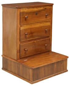 ITALIAN WALNUT PRIE DIEU / PRAYER KNEELER CABINET