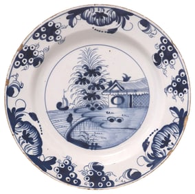 BRITISH DELFT CHINOISERIE BLUE & WHITE CHARGER, 18TH C.