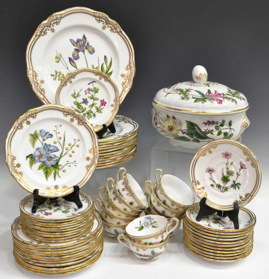 (60) FINE SPODE 'STAFFORD FLOWERS' CHINA SERVICE