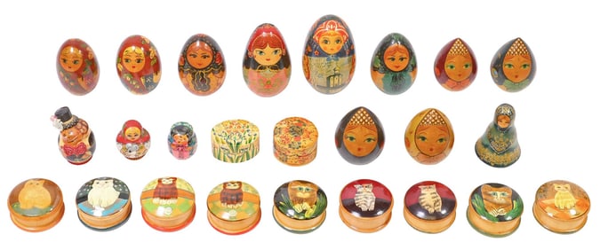 (25) RUSSIAN LACQUER MATRYOSHKA DOLLS & TABLE BOXES