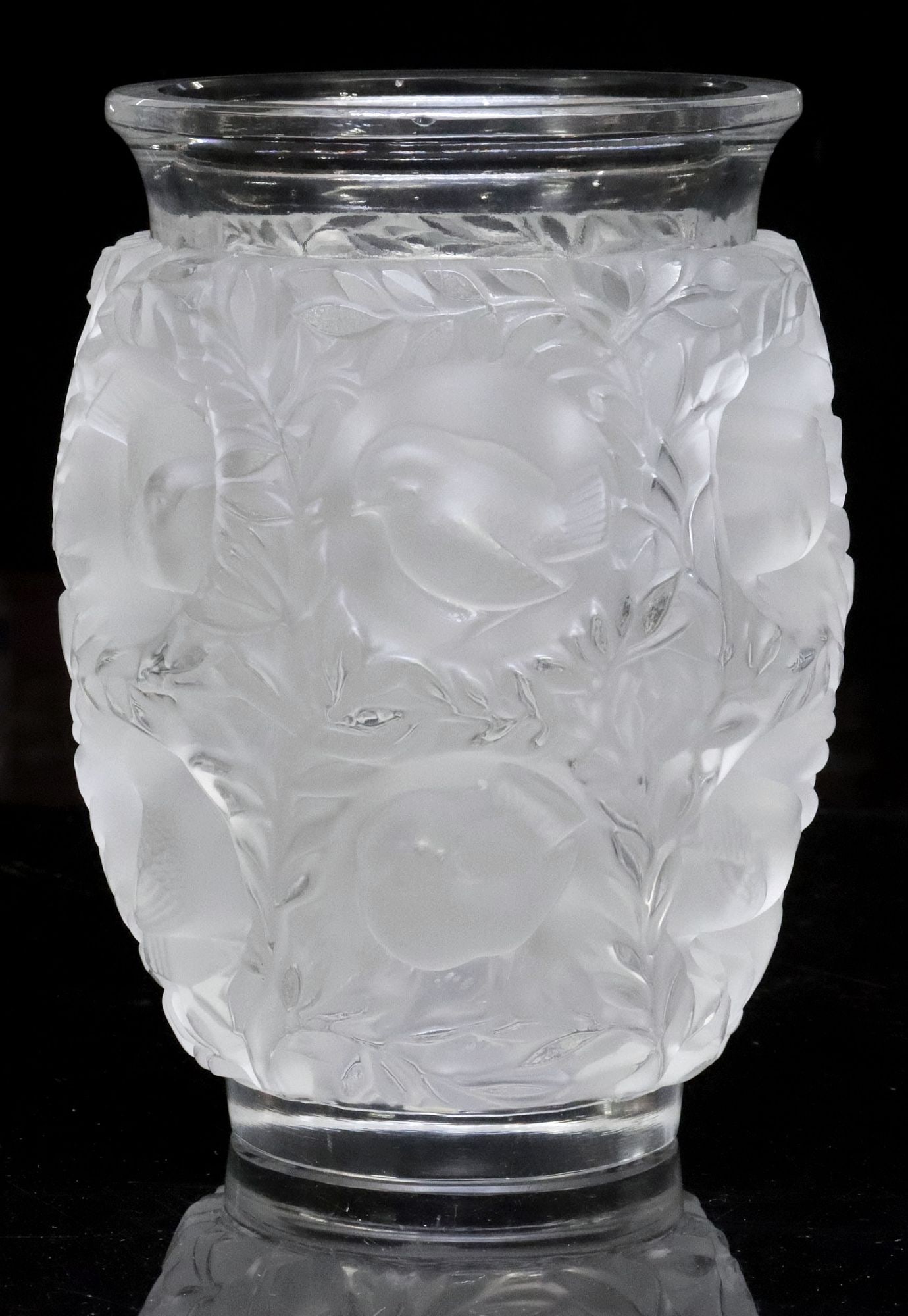 FRENCH LALIQUE ART CRYSTAL 'BAGATELLE' BIRD & FOLIATE VASE (1 of 6)