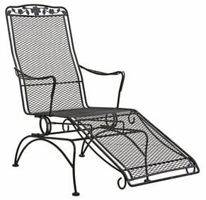 RUSSELL WOODARD STYLE WROUGHT IRON OUTDOOR CHAISE LOUNGE
