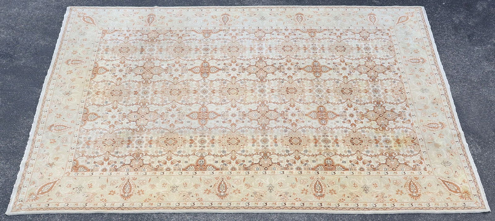HAND-TIED PAKISTANI PESHAWAR ESTATE RUG, 13'10" X 10'2" (1 of 3)