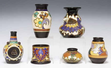 (6) DUTCH GOUDA POTTERY SMALL VASES & MATCH POT