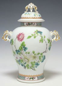 LARGE HAVILAND LIMOGES 'KIEN LONG' PORCELAIN CHINOISERIE VASE & COVER