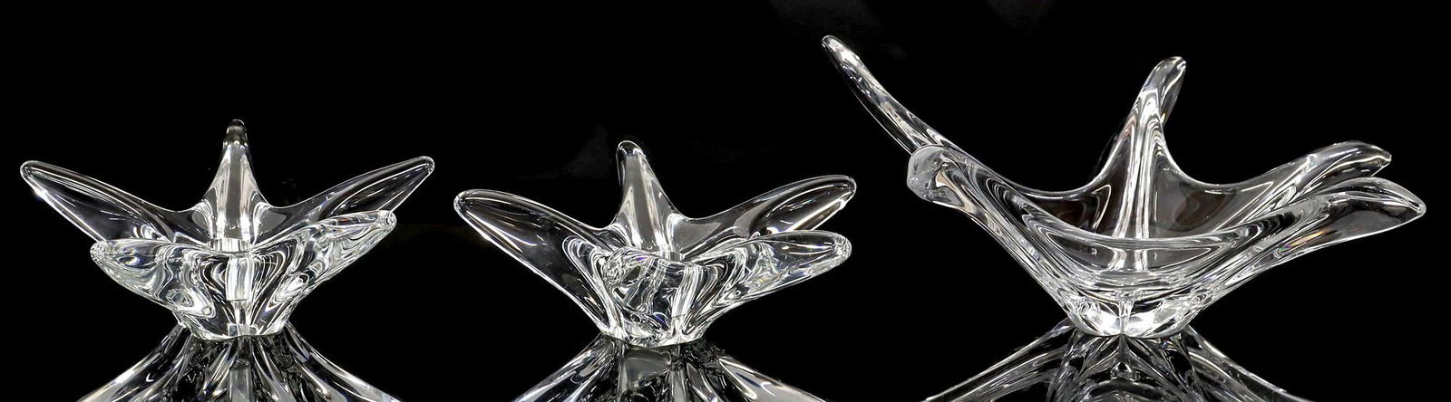 (3) FRENCH DAUM ART CRYSTAL STARFISH CANDLEHOLDER GARNITURE SET (1 of 6)
