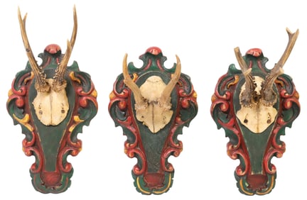 (3) BLACK FOREST DEER ANTLER TROPHY MOUNTS ON CARVED PLAQUES