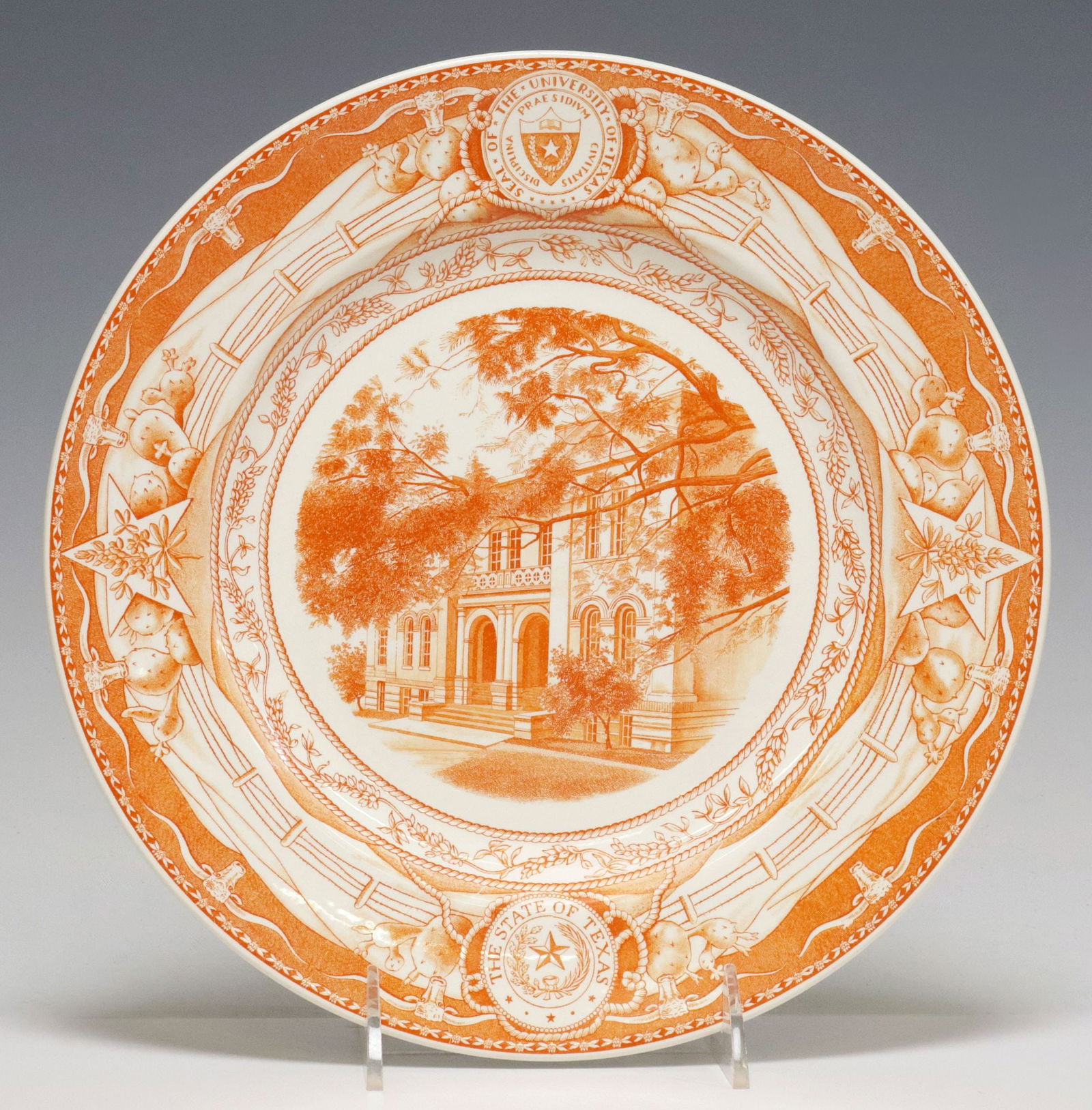WEDGWOOD UT 'LAW SCHOOL' COMMEMORATIVE PLATE (1 of 3)