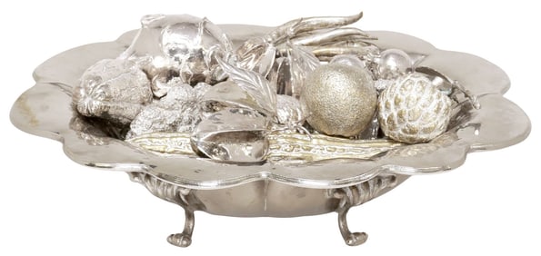 LARGE CENTERPIECE BOWL WITH SILVERPLATE MODELS OF FRUITS & VEGETABLES