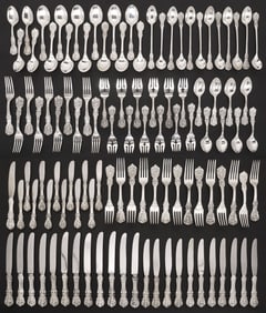 (108) REED & BARTON 'FRANCIS I' STERLING SILVER FLATWARE SERVICE FOR TWELVE