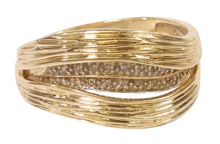 ESTATE 14KT YELLOW GOLD & DIAMOND RING