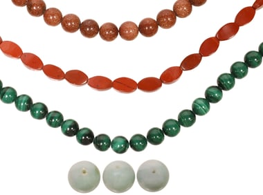 (LOT) GEMSTONE & GLASS UNSTRUNG BEADS