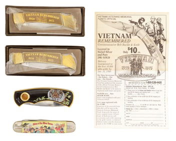 (4) COLLECTOR'S FOLDING KNIVES, FRANKLIN MINT, CAMILLUS NEW YORK